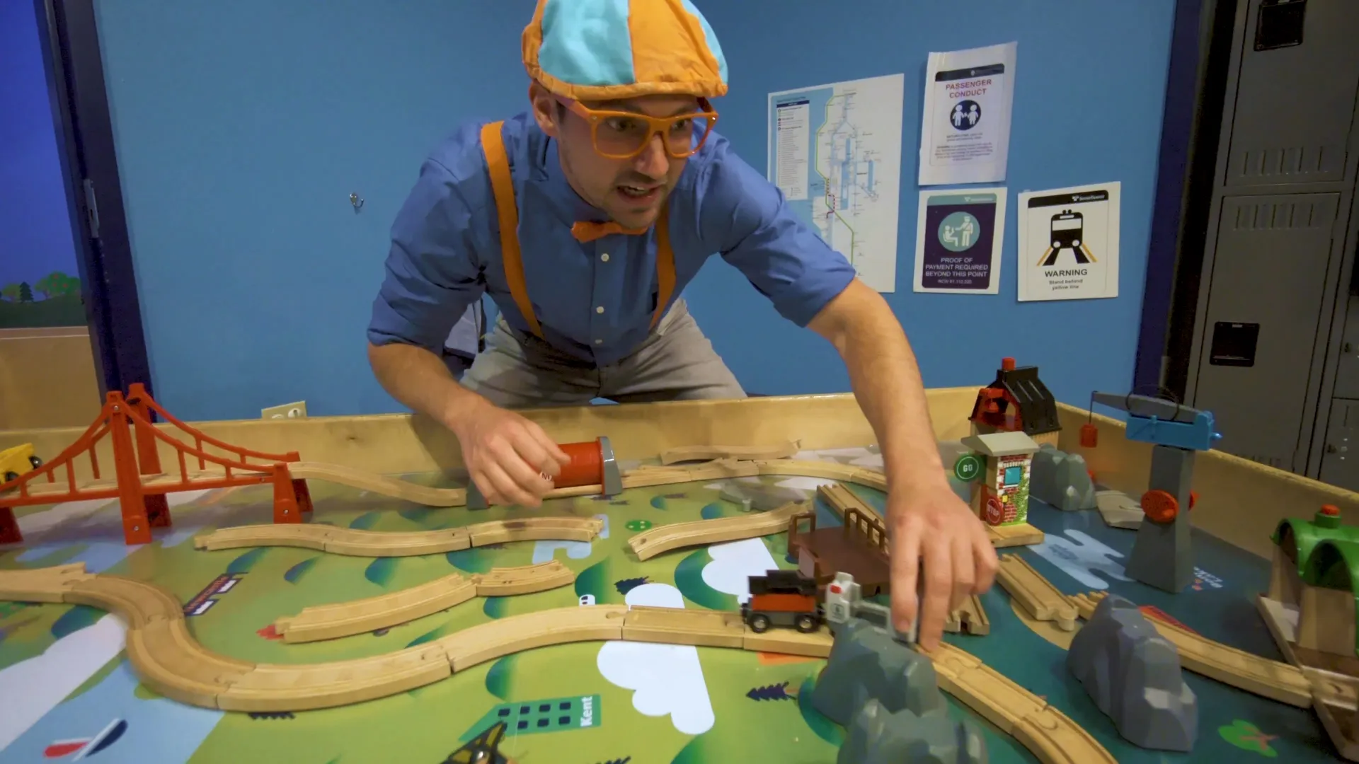 thumbnail - S1:E10 Blippi Visits Seattle's Chlidren Museum
