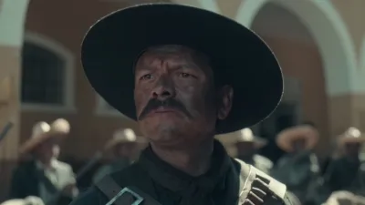 thumbnail - S1:E10 The Head of Villa