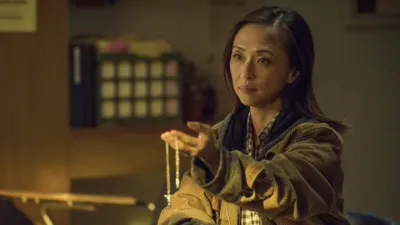 thumbnail - S2:E4 Trust Issues