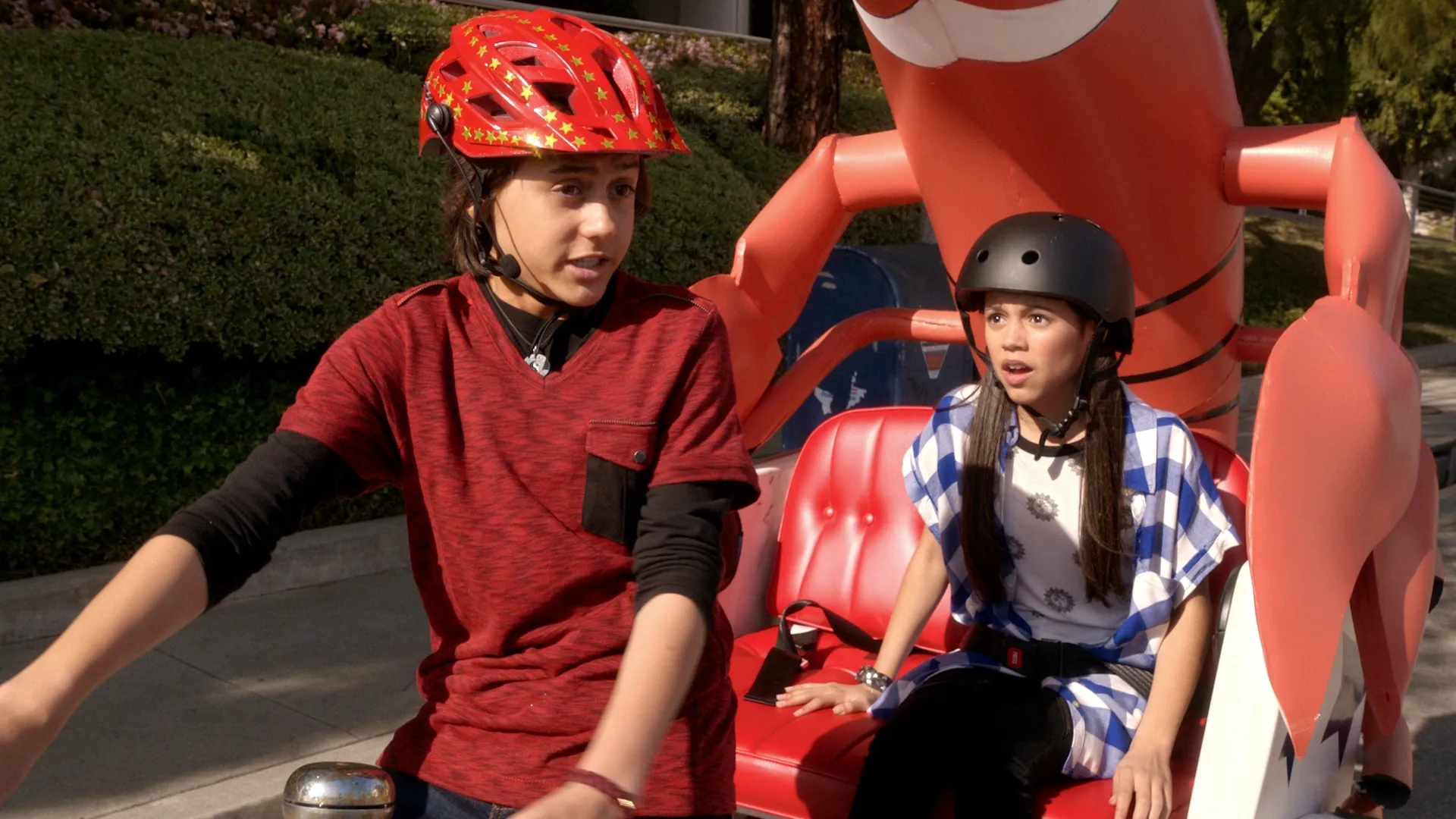 thumbnail - S1:E13 Stuck in the HarleyCar