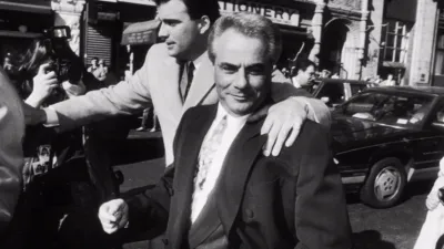 thumbnail - S3:E9 Scores Strip Club: Girls & Gambinos