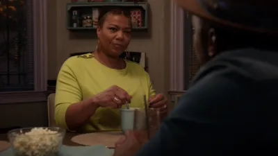 thumbnail - S3:E15 Lean On Me