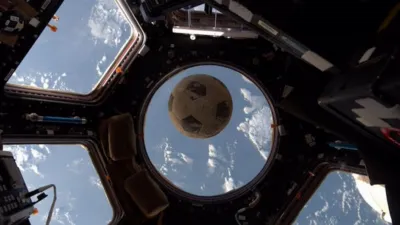 thumbnail - Bonds of Earth