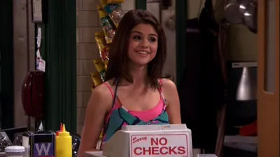 thumbnail - S4:E8 Dancing with Angels