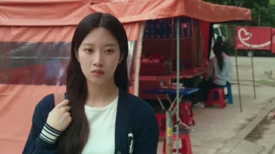 thumbnail - S1:E15 The Link