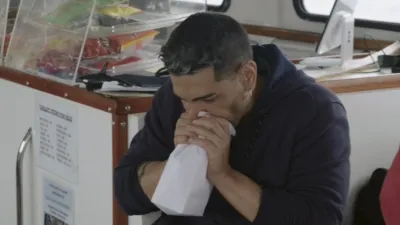 thumbnail - S11:E9 How Deep Is Your Love?