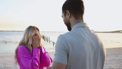 thumbnail - S11:E10 Where Did Our Love Go?