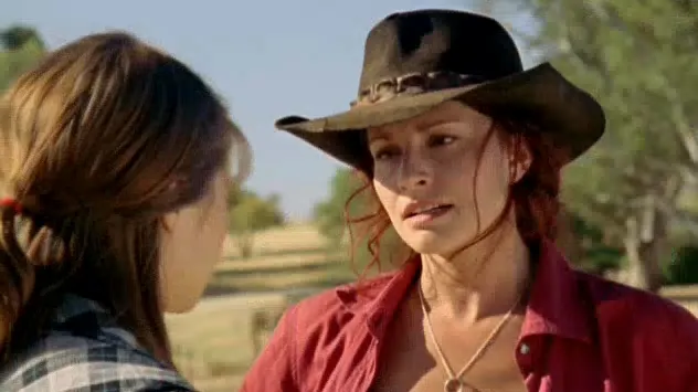 thumbnail - S7:E15 All's Fair in Love and War