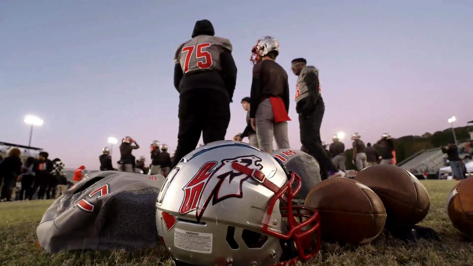 thumbnail - S1:E14 Football City, USA