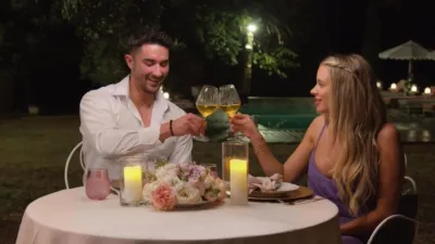 thumbnail - S1:E9 Reunited and It Feels So Good