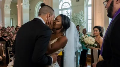 thumbnail - S3:E18 When the Levee Breaks