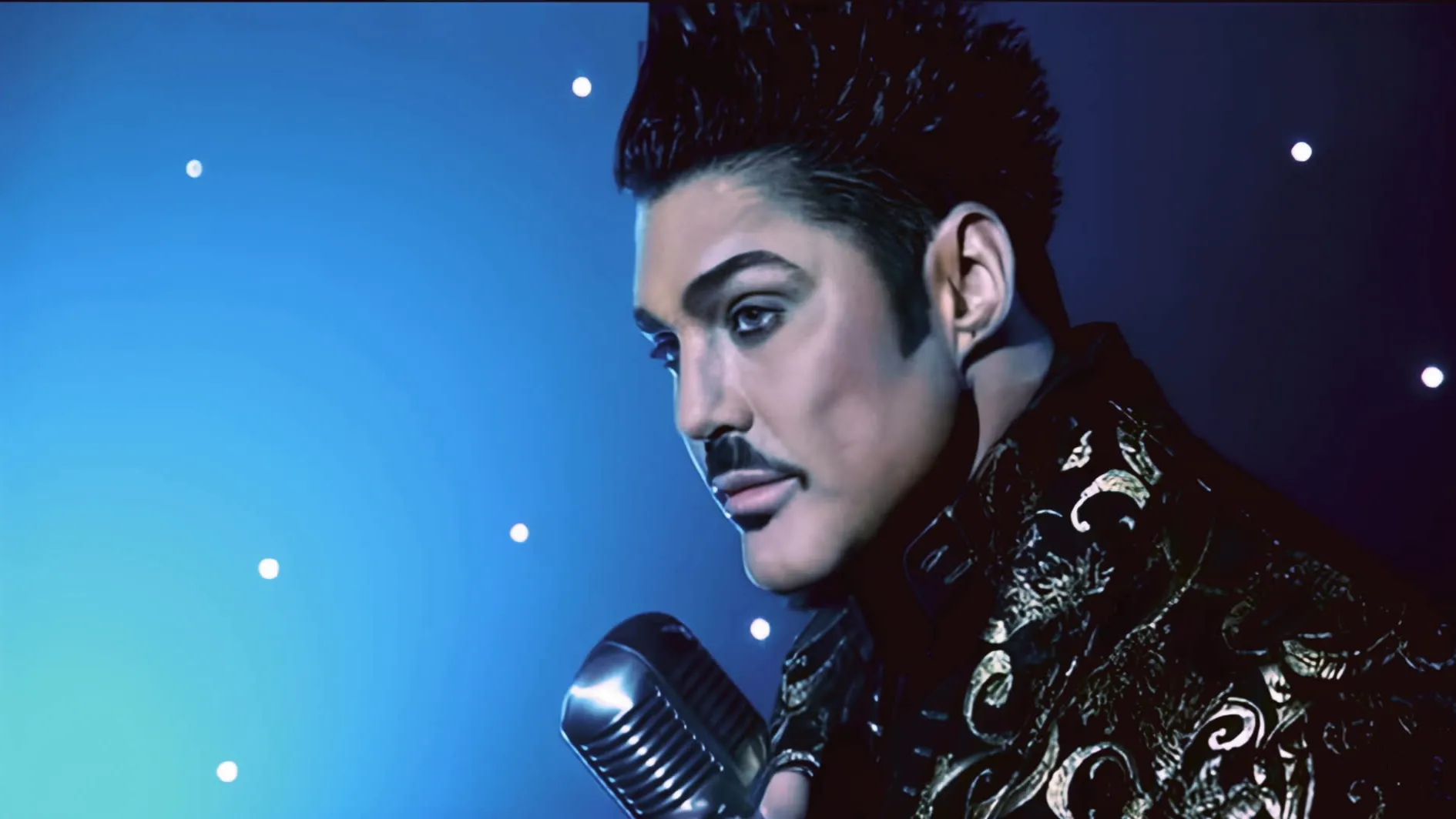 thumbnail - S1:E4 Santo