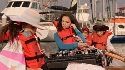 thumbnail - S3:E11 Stuck in Spring Break