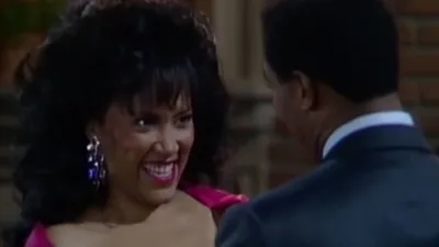 thumbnail - S5:E10 The Perfume Game