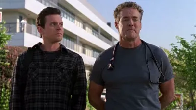 thumbnail - S9:E11 Our Dear Leaders