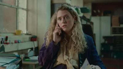 thumbnail - S2:E2 Hello Stranger