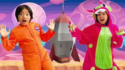 thumbnail - S1:E8 Ryan's Galactic Getaway!