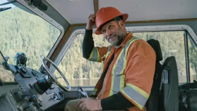 thumbnail - S1:E3 Back from the Dead