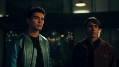 thumbnail - S3:E7 The Gay Award