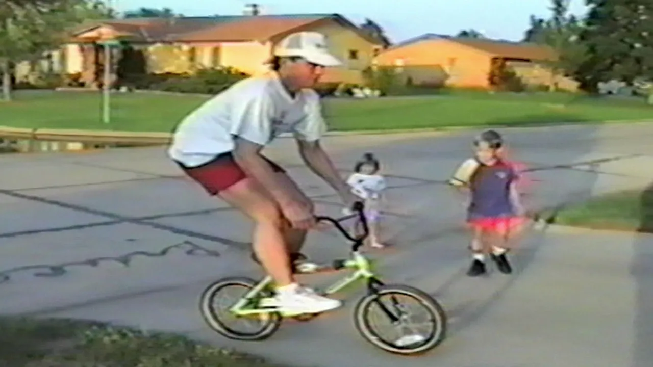 thumbnail - S18:E6 AFV: Hillbilly Heroes and There's the Dog