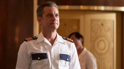 thumbnail - S1:E16 Double-Booked