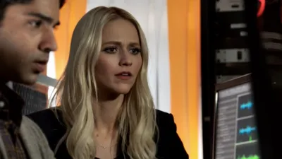 thumbnail - S3:E4 Spy Games