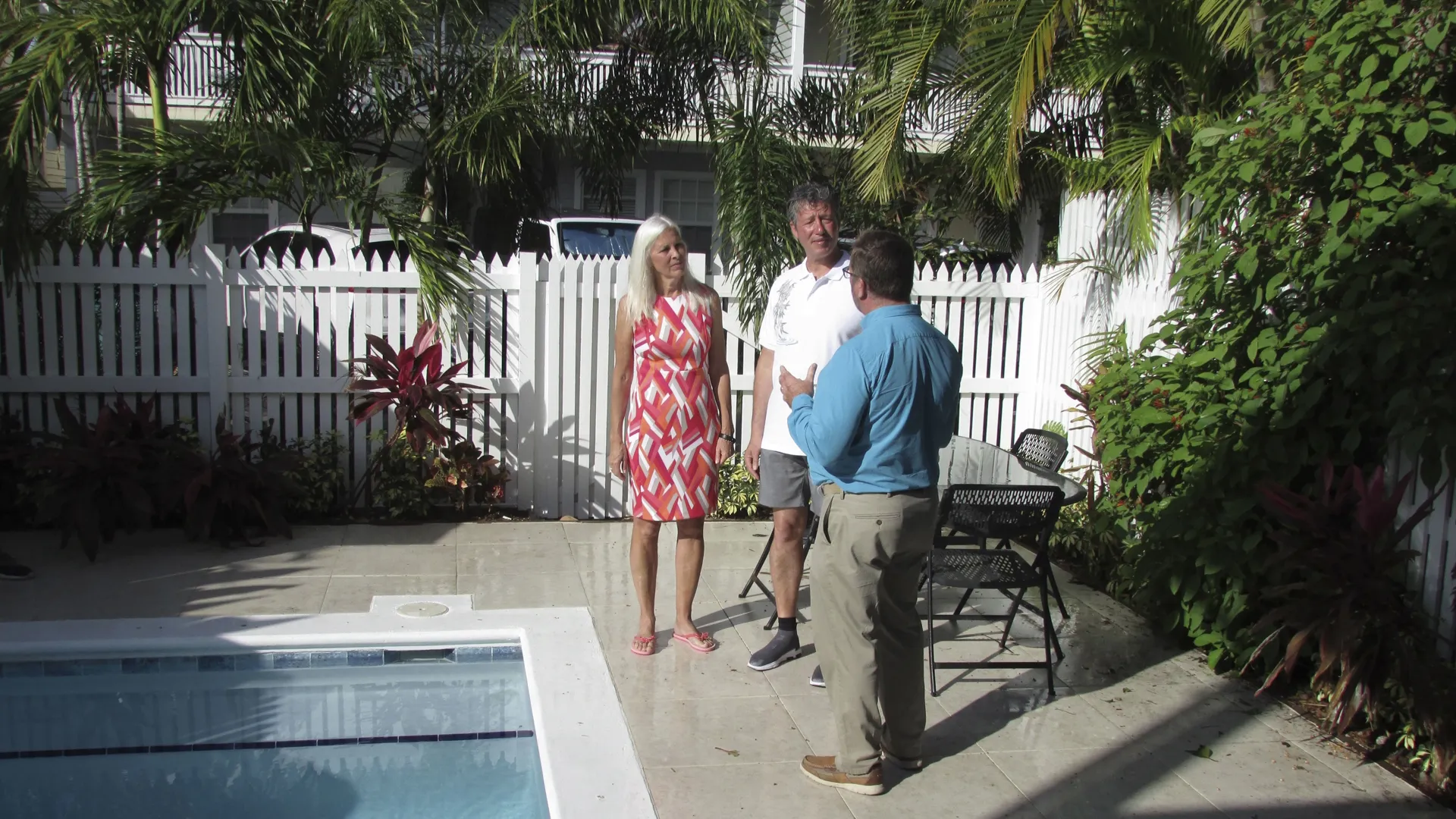 thumbnail - S13:E1 Trading Chilly Pennsylvania for Fun in the Key West Sun
