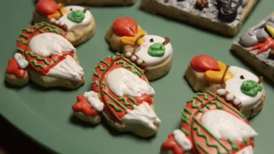 thumbnail - S5:E8 Reindeer Auditions