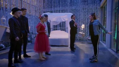 thumbnail - S3:E13 Four Heirs