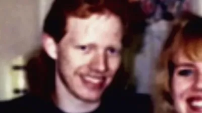 thumbnail - S1:E9 A House in the Woods