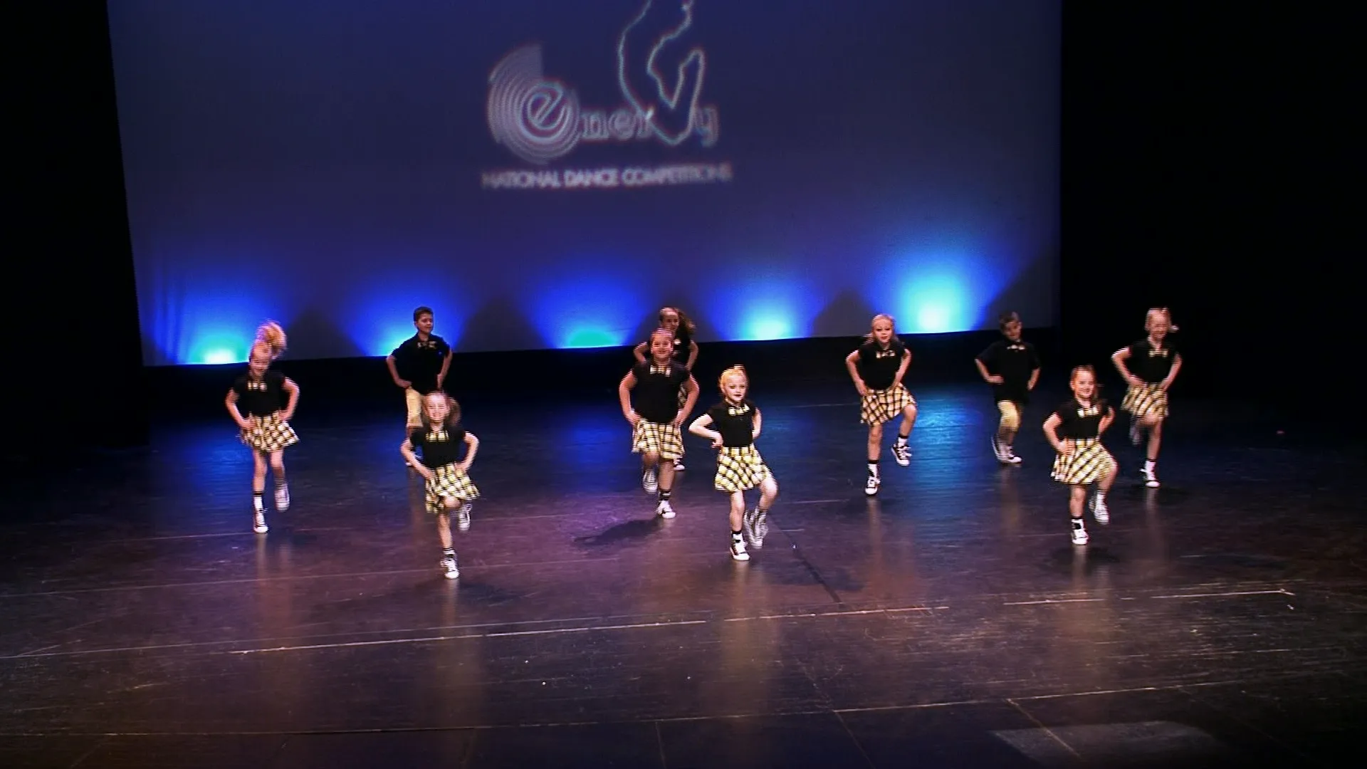 thumbnail - S2:E15 Night of the Living Dancers