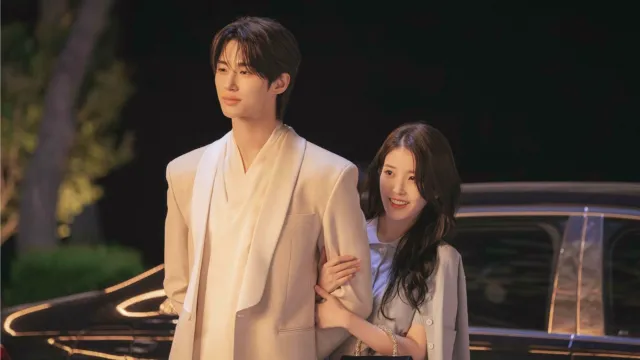 『21世紀の大君夫人』のソン・ヒジュ（IU）とイ・アン大君（ビョン・ウソク）