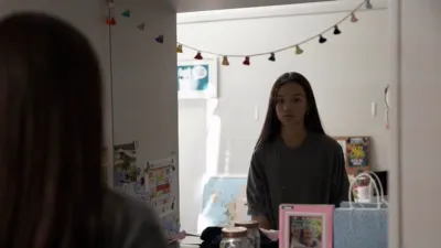 thumbnail - S3:E7 I'm Your Girl