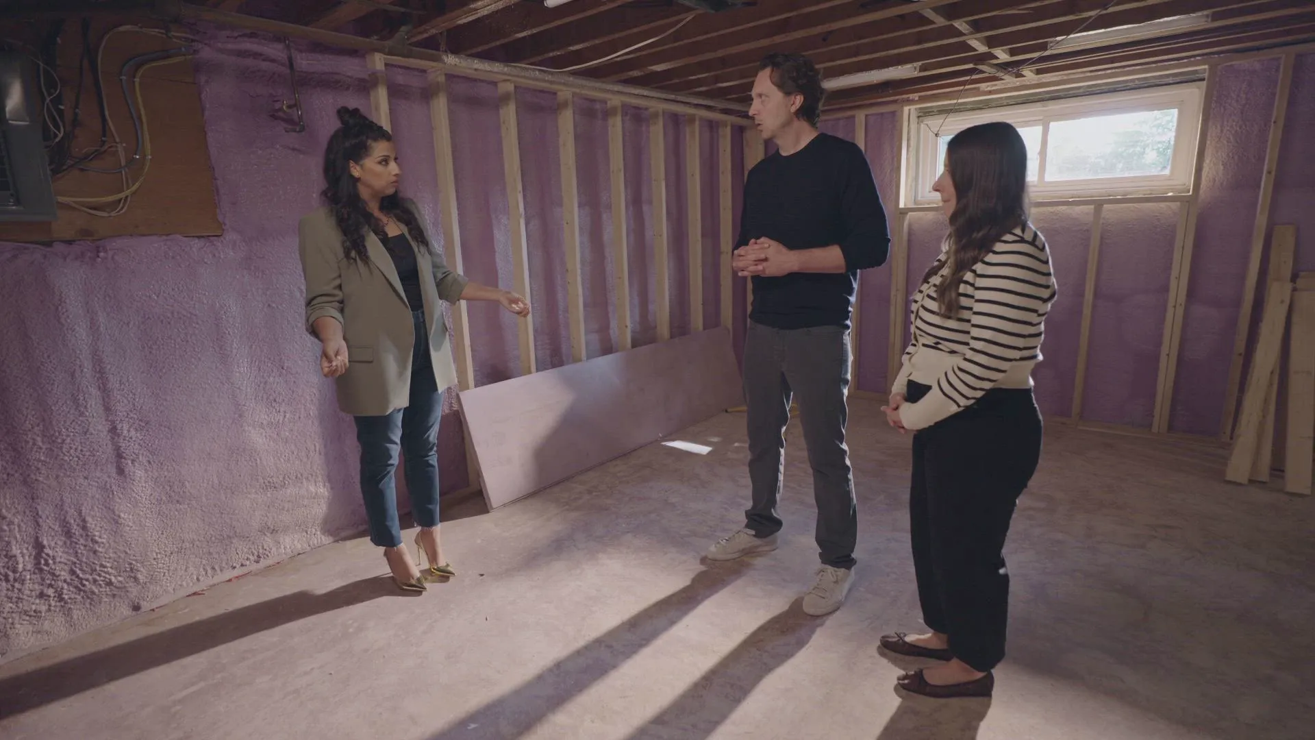 thumbnail - S1:E7 Bargain Basement