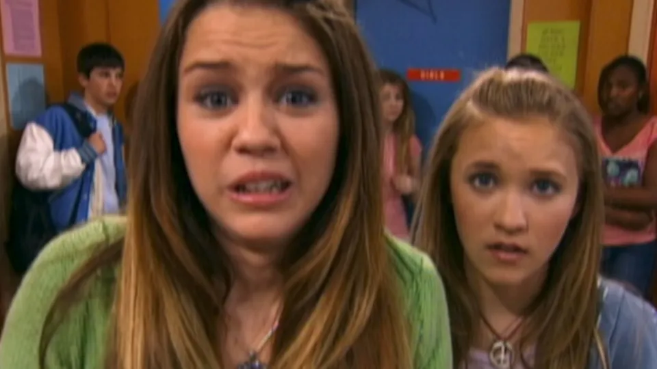 thumbnail - S1:E23 Schooly Bully