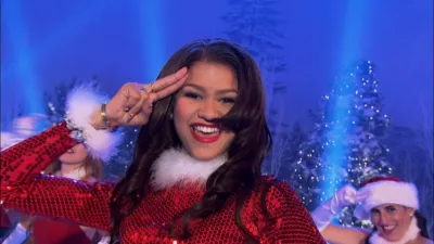 thumbnail - S3:E5 Merry Merry It Up