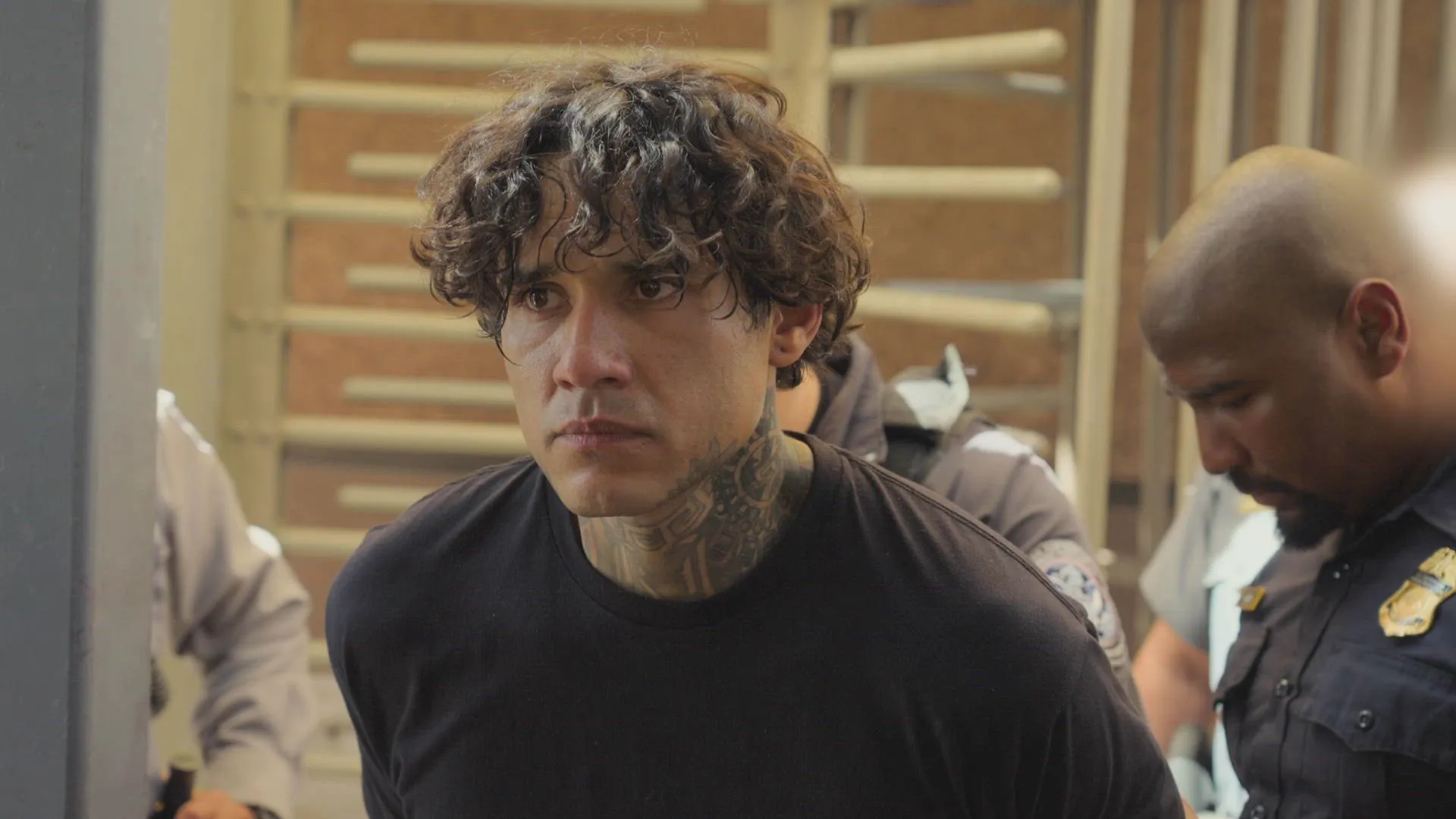 thumbnail - S1:E3 A Life of Crime