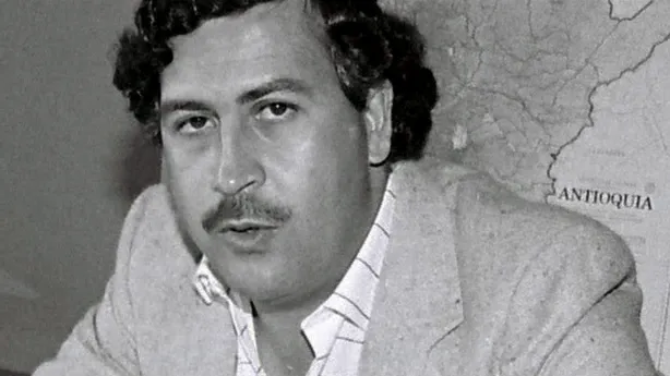 thumbnail - S1:E3 Pablo Escobar
