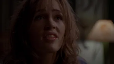 thumbnail - S5:E15 A Hole in the World