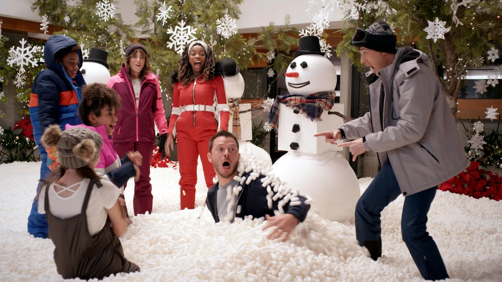 thumbnail - S3:E10 Santa Suit Rental, $25 Per Day
