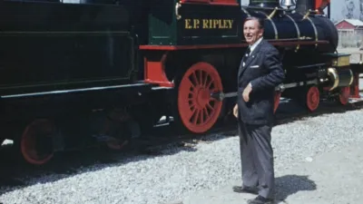 ウォルト・ディズニーとディズニーランド鉄道の機関車「E.P. Ripley」