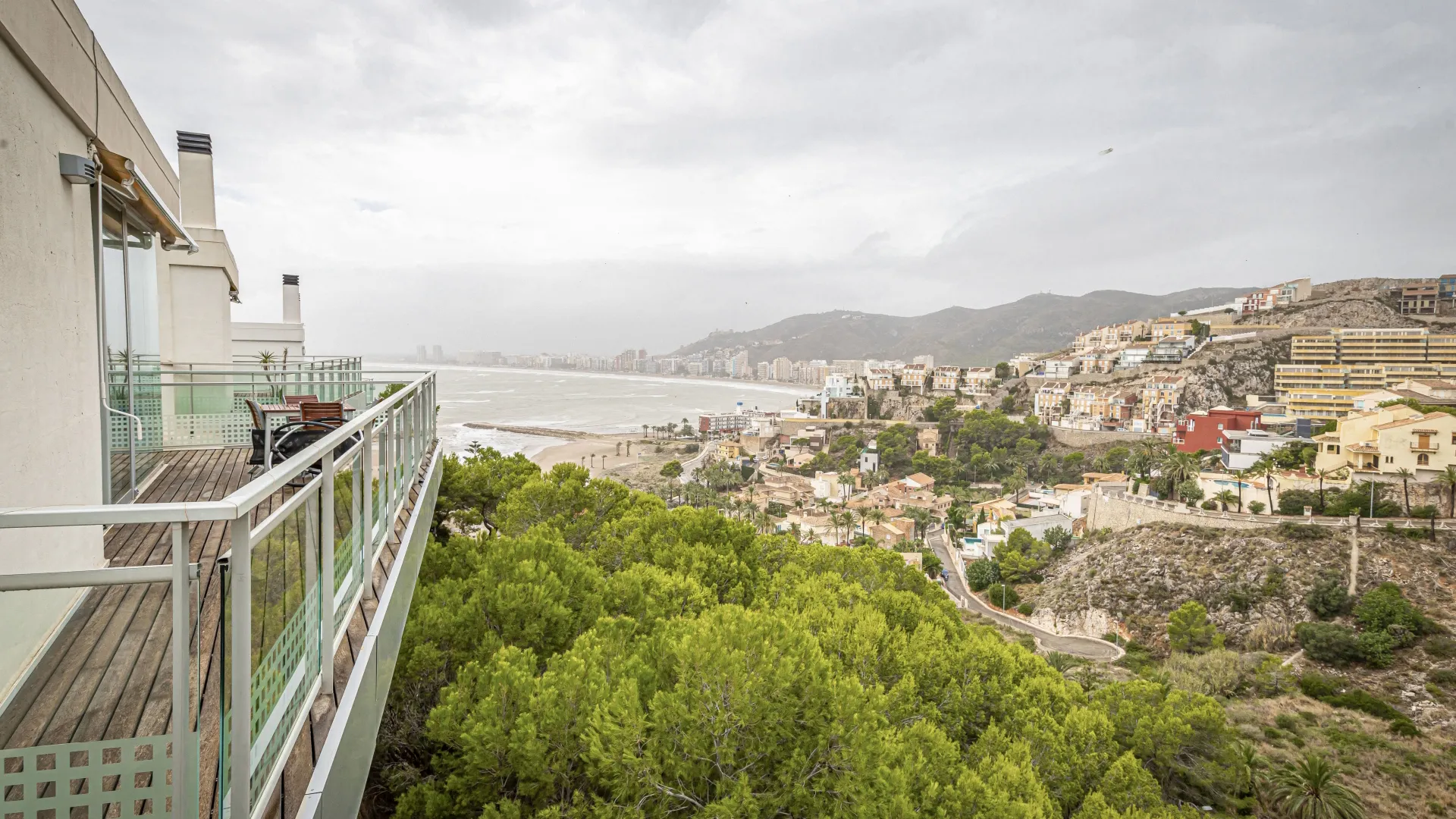 thumbnail - S2:E6 Castle Views in Coastal Spain