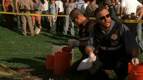 thumbnail - S5:E7 What's Eating Gilbert Grissom?