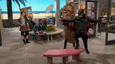 thumbnail - S4:E3 Scare-A-Rooney