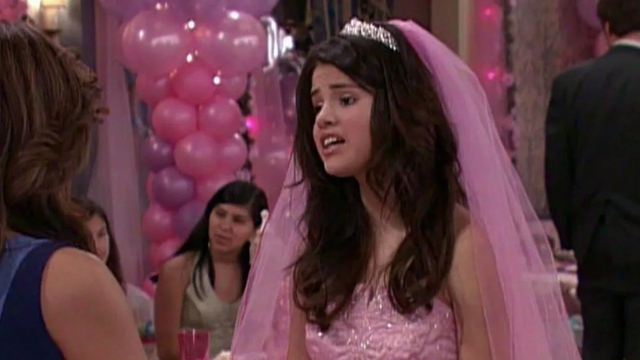 thumbnail - S1:E20 Quinceanera