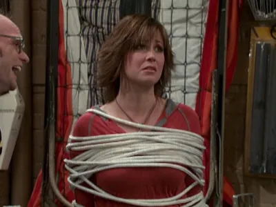 thumbnail - S3:E4 Super Twins