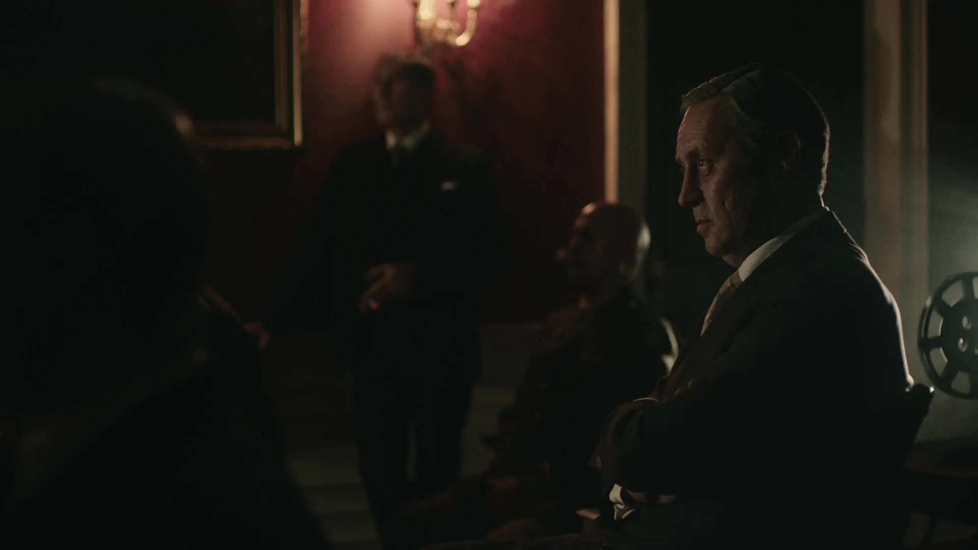 thumbnail - S1:E3 Arsenal of Democracy