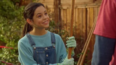 thumbnail - S3:E6 Stuck with Harley's Bethany