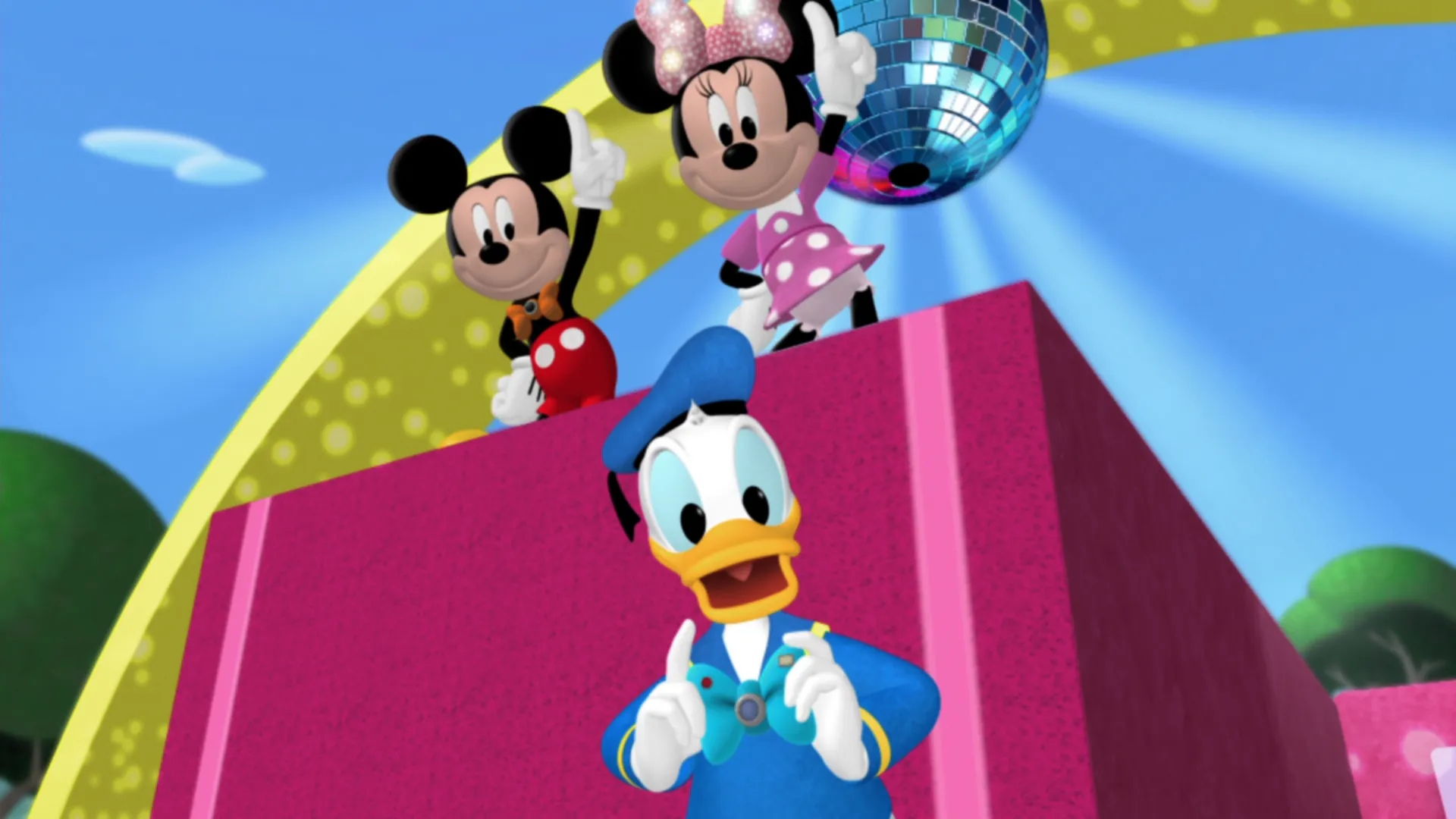 thumbnail - S3:E18 Minnie's Bow-tique