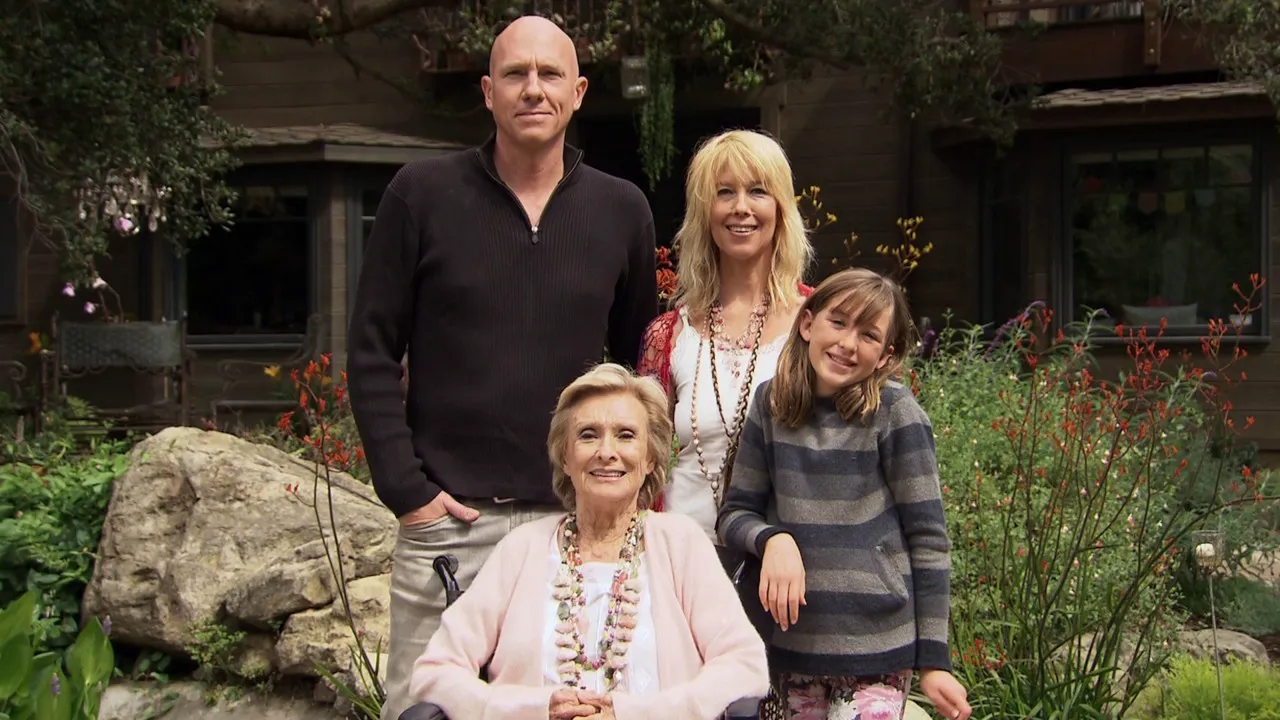 thumbnail - S4:E8 Cloris Leachman / Pia Zadora